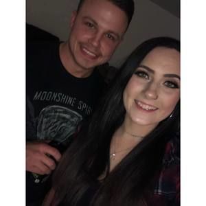 Meet your Posher, Leanna